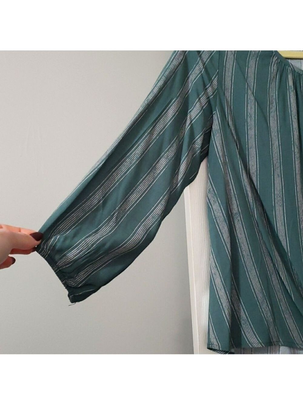 Blouse - Picture 3 of 6